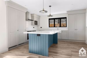 Photo 22- click for photo gallery